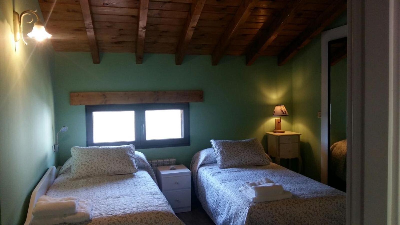 Apartamento Turistico Casas De Manuel La Pola de Gordon Kültér fotó